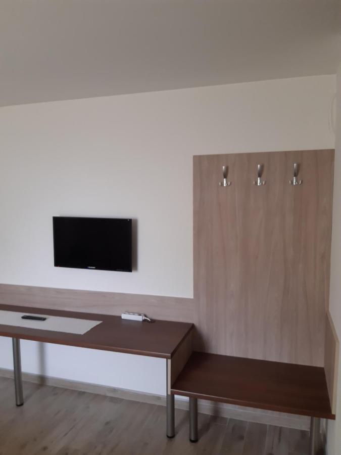 M47 Vendeghaz-Airport Otel Debrecen Dış mekan fotoğraf