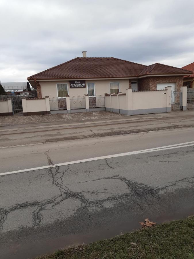 M47 Vendeghaz-Airport Otel Debrecen Dış mekan fotoğraf