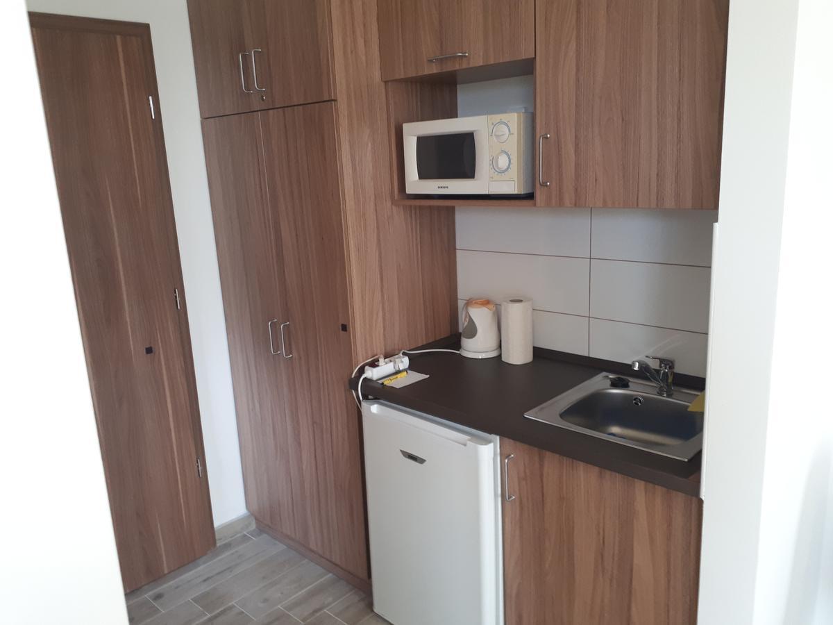 M47 Vendeghaz-Airport Otel Debrecen Dış mekan fotoğraf
